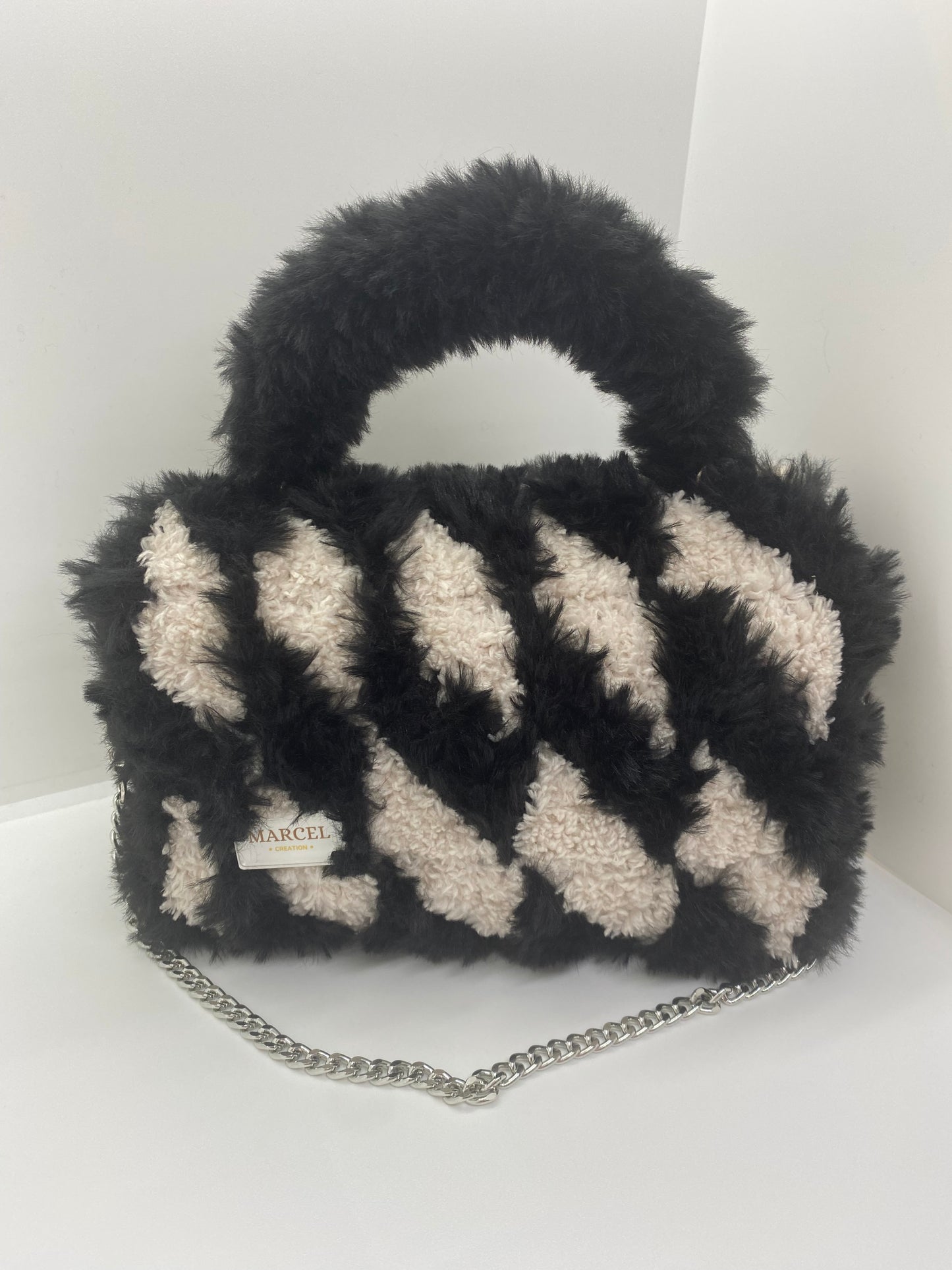 Sac Noir/Blanc fluffy