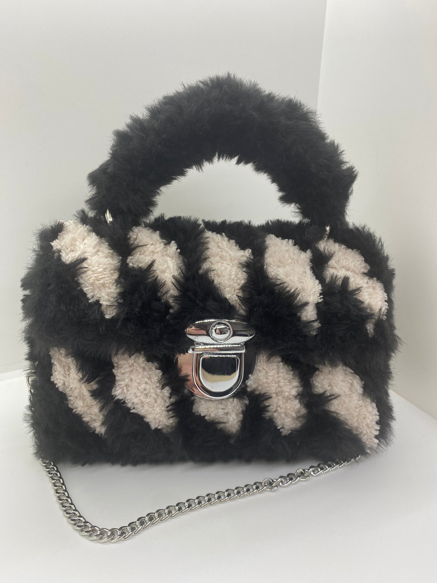 Sac Noir/Blanc fluffy