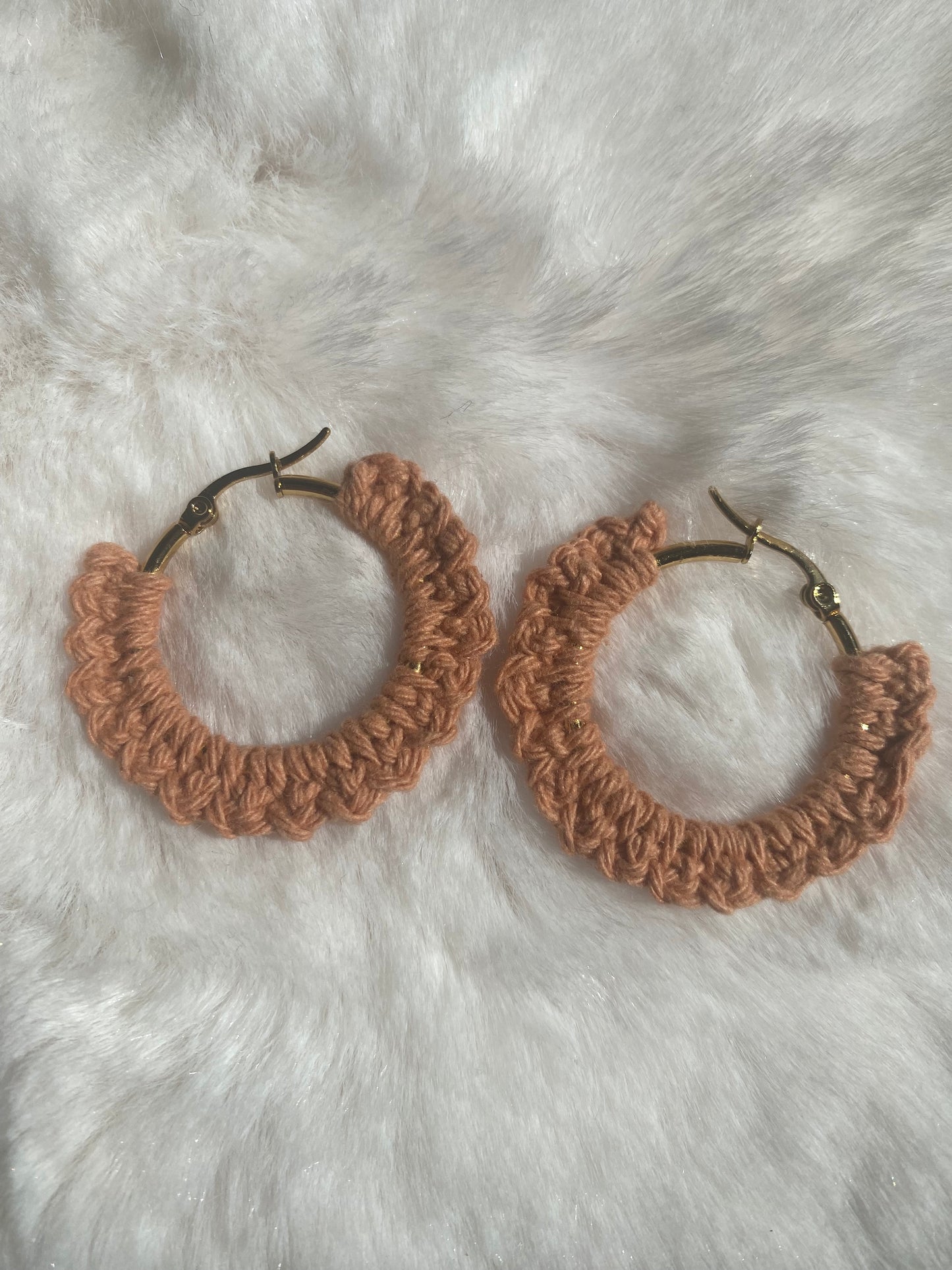 Boucles d'oreilles beige
