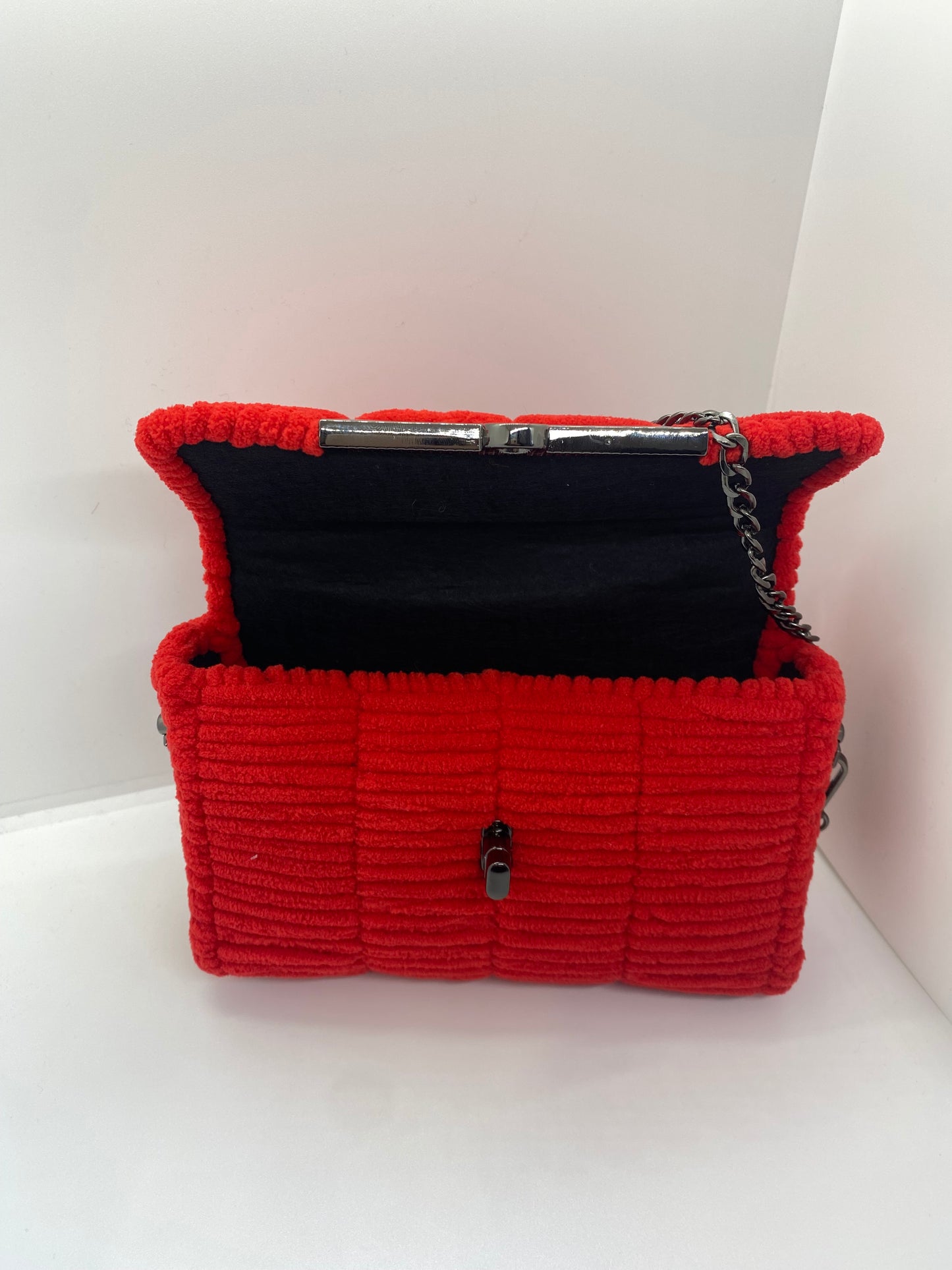 Sac Rouge Effet Chenille