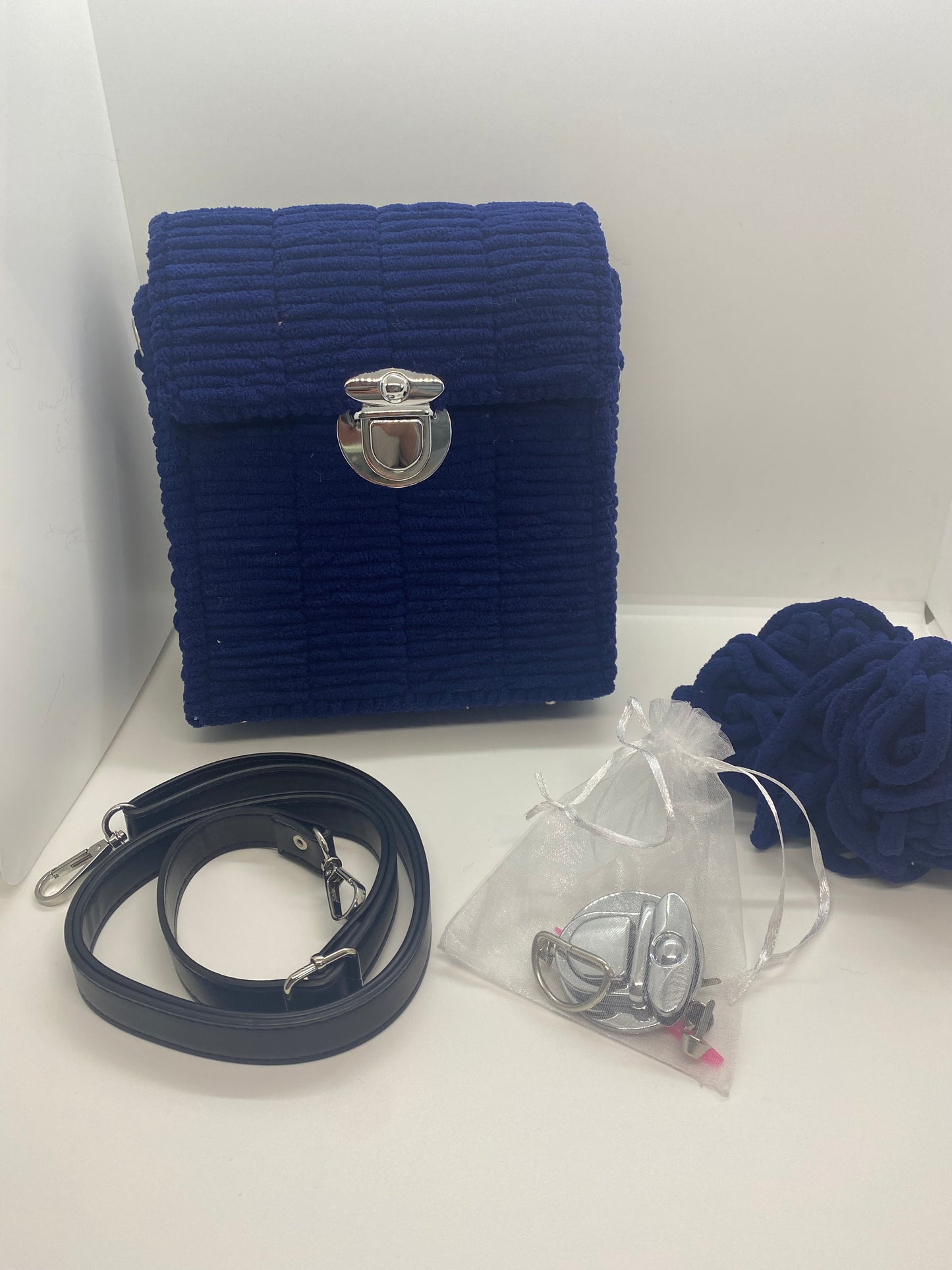 Kit DIY Sac à Main / Sac à Dos en Laine Chenille Bleu