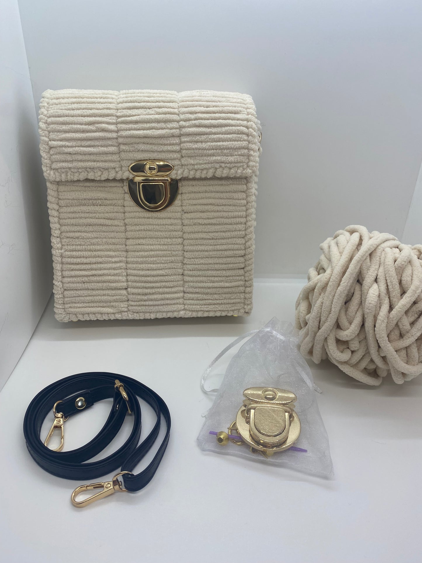 Kit DIY Sac à Main / Sac à Dos en Laine Chenille Beige